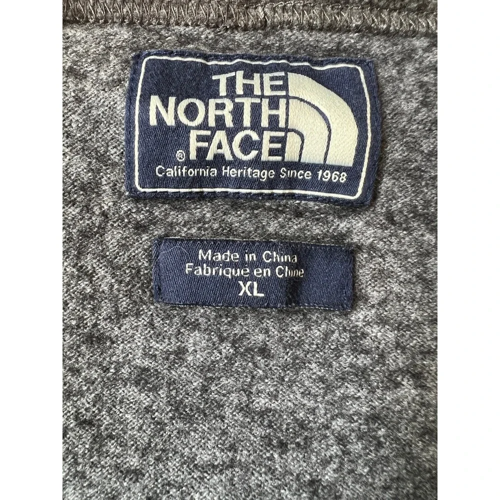 THE NORTH FACE - TNF- Men's Wool Gray 1/4 Zip‎ Pullover Sweater  - Large**